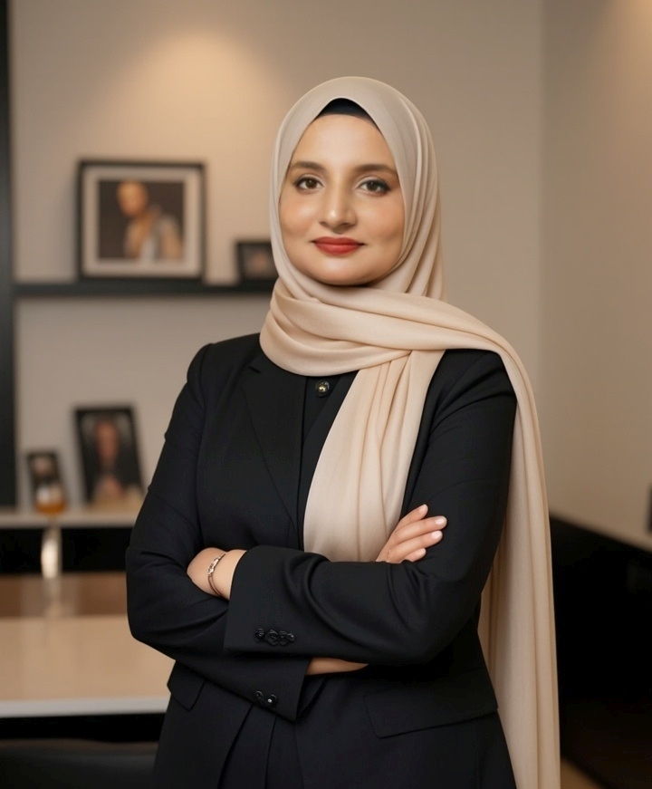 Picture of the illustrator of Does God Wear Tennis shoes, Sadiqa Akhter